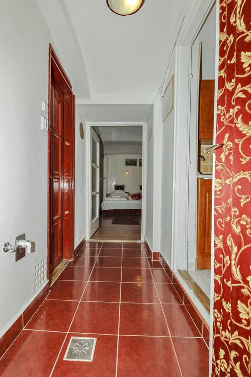 Barokk Vendeghaz Hotel เอ็กเกอร์ ภายนอก รูปภาพ